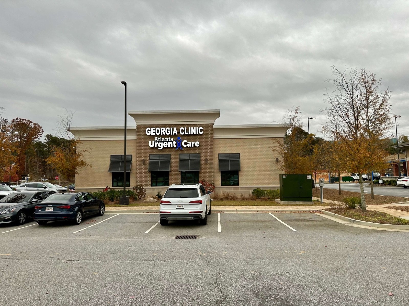 Entrance of Atlanta Urgent Care at Peachtree Corners